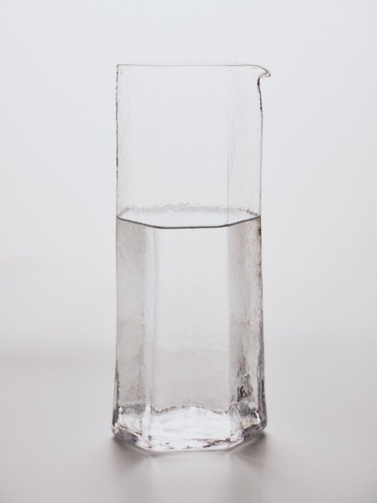 Kiru Carafe - Clear